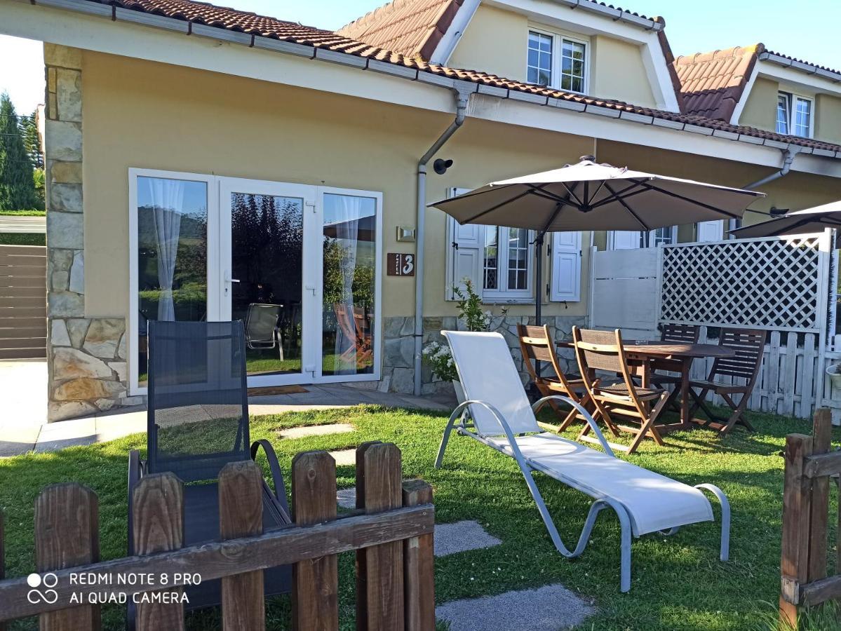 Apartamentos Puerta De Gijón Dış mekan fotoğraf