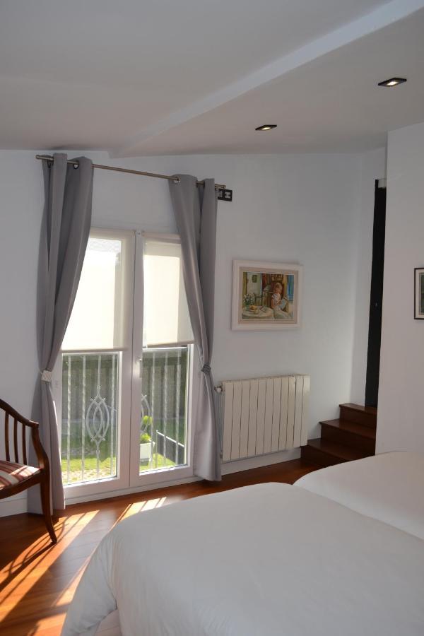 Apartamentos Puerta De Gijón Dış mekan fotoğraf