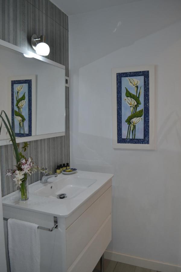 Apartamentos Puerta De Gijón Dış mekan fotoğraf