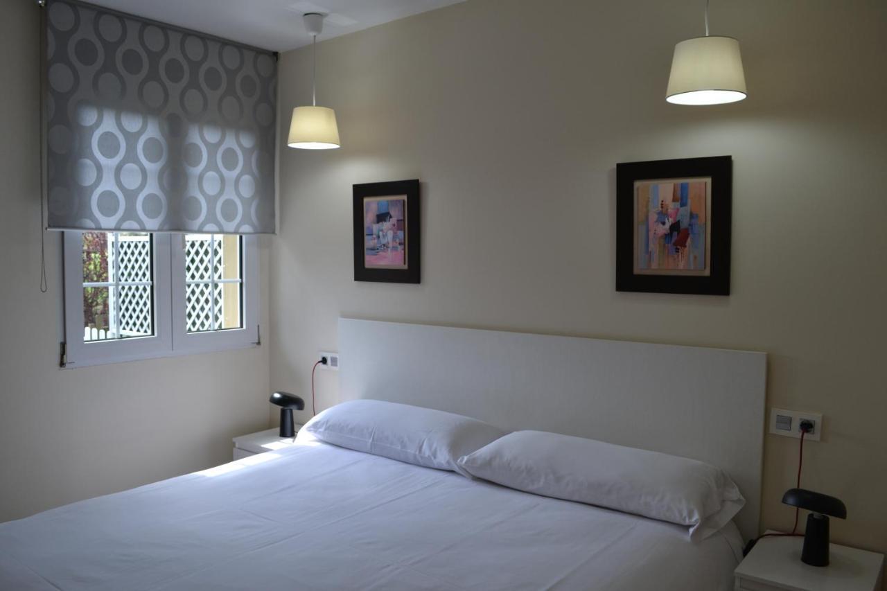 Apartamentos Puerta De Gijón Dış mekan fotoğraf