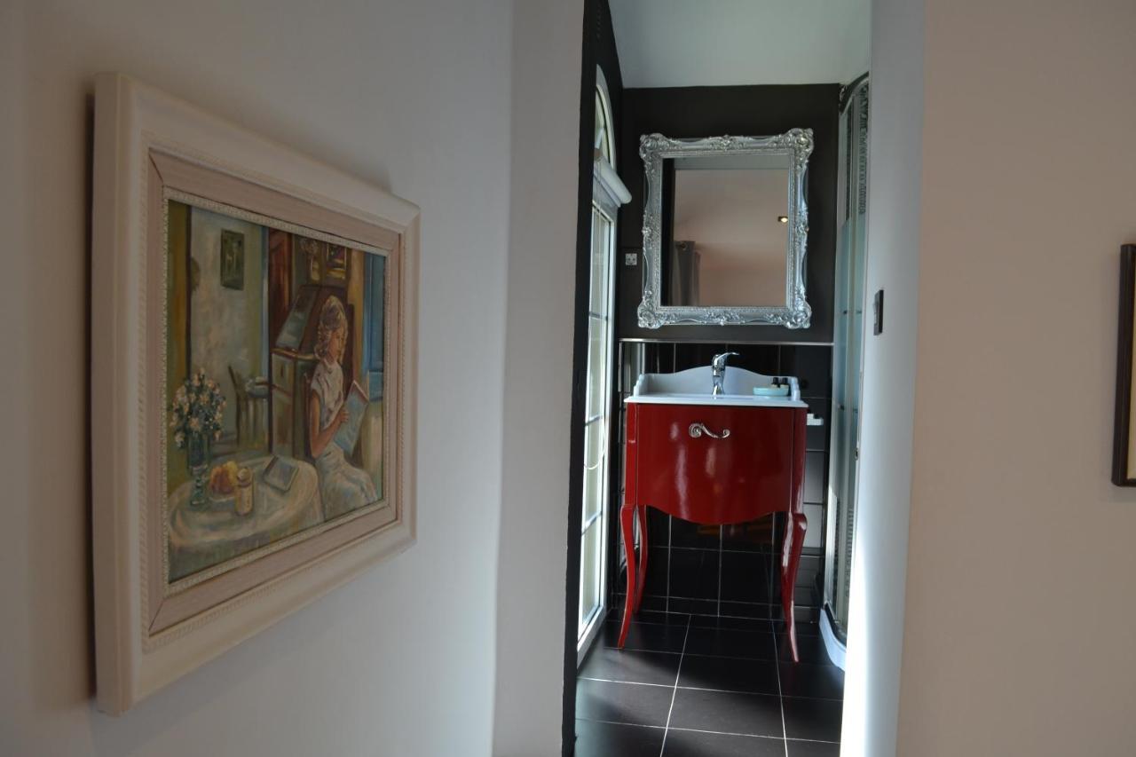 Apartamentos Puerta De Gijón Dış mekan fotoğraf