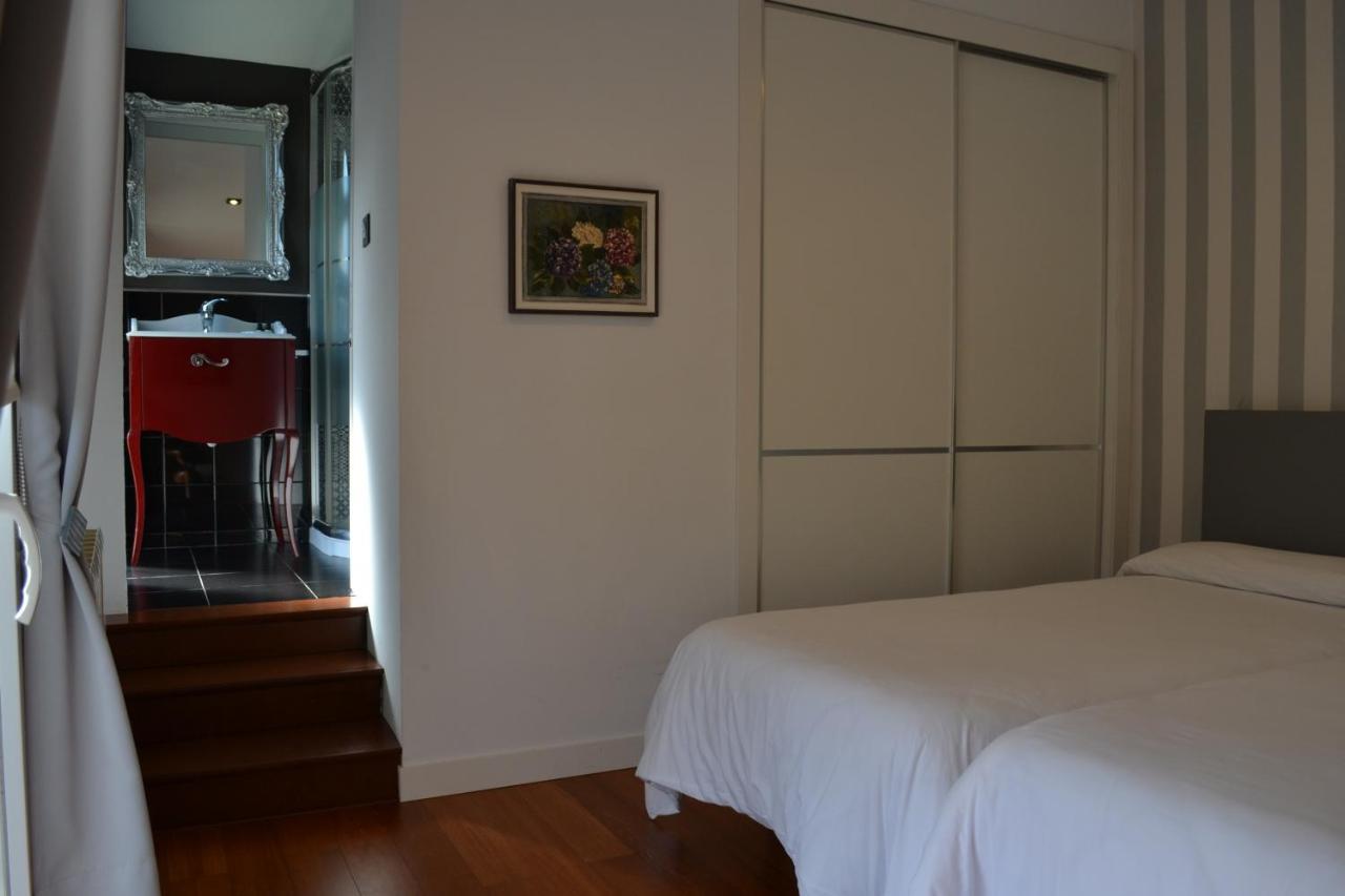 Apartamentos Puerta De Gijón Dış mekan fotoğraf