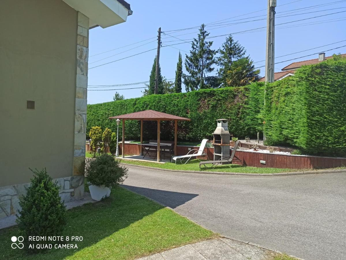 Apartamentos Puerta De Gijón Dış mekan fotoğraf