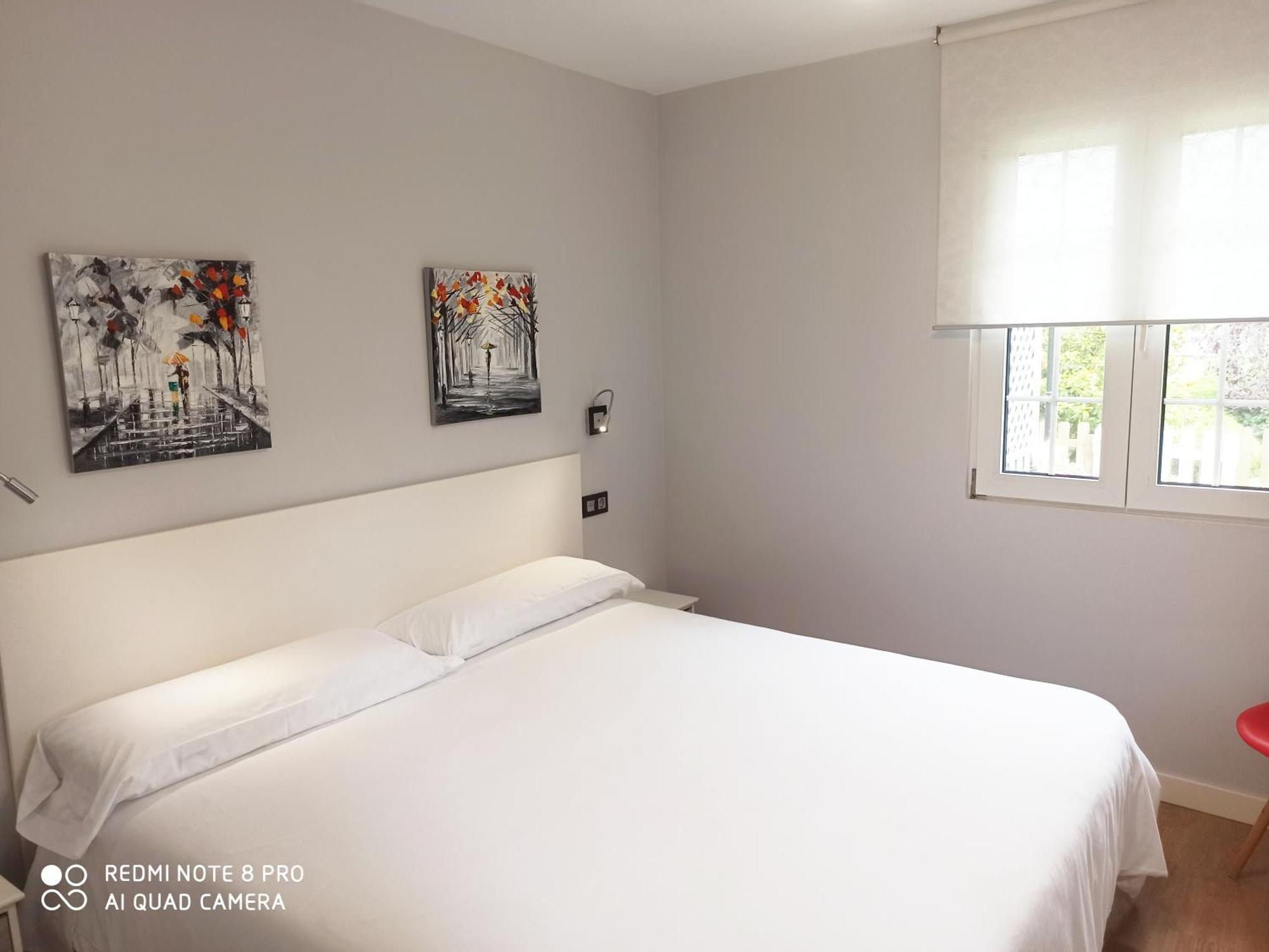 Apartamentos Puerta De Gijón Dış mekan fotoğraf