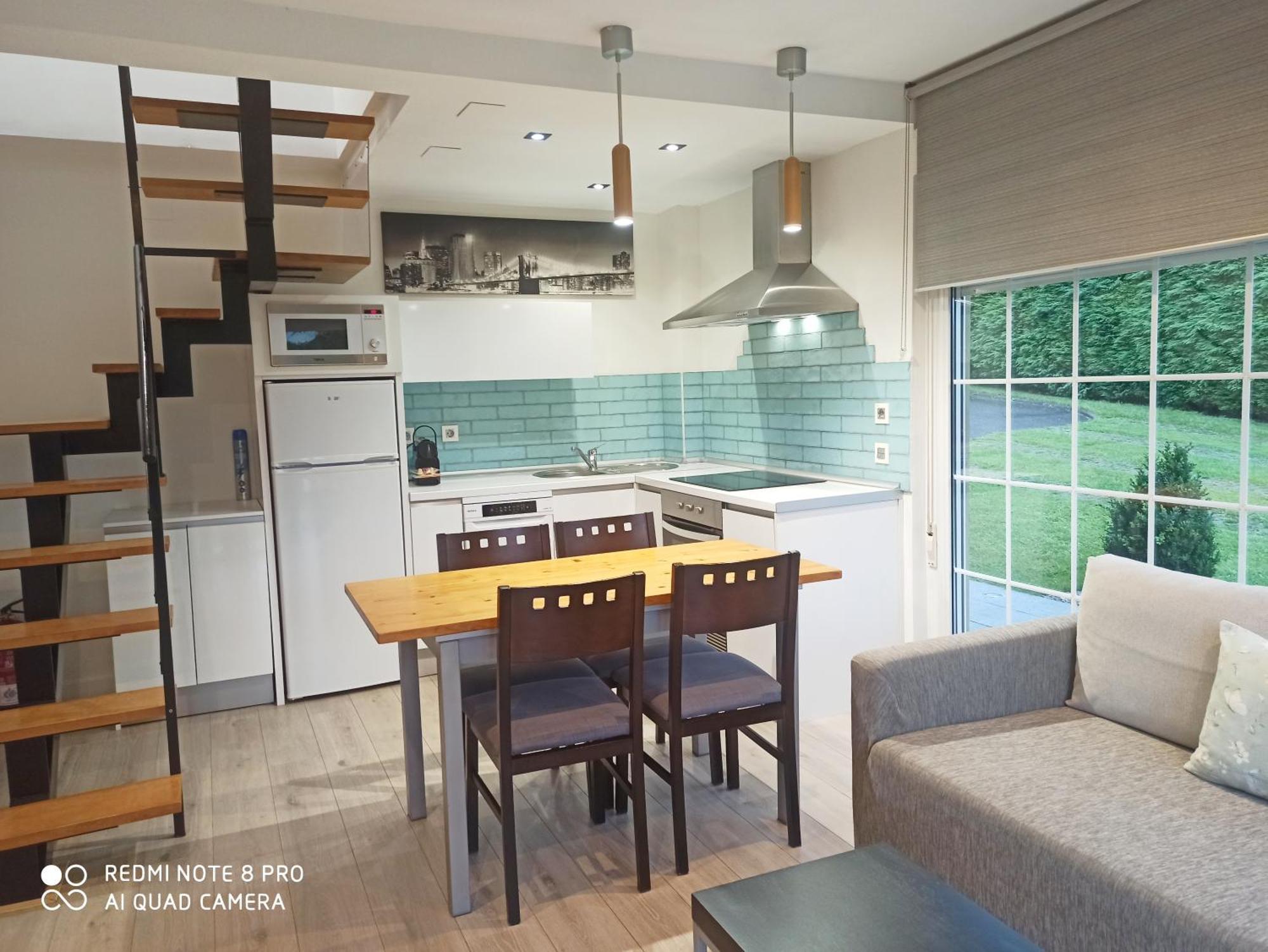 Apartamentos Puerta De Gijón Dış mekan fotoğraf