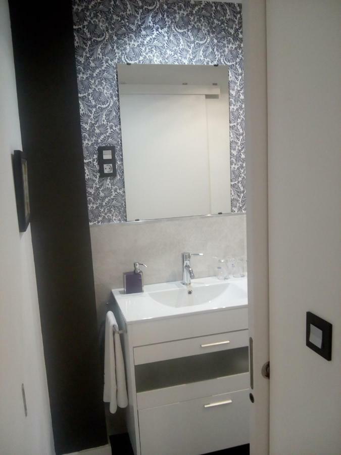Apartamentos Puerta De Gijón Dış mekan fotoğraf