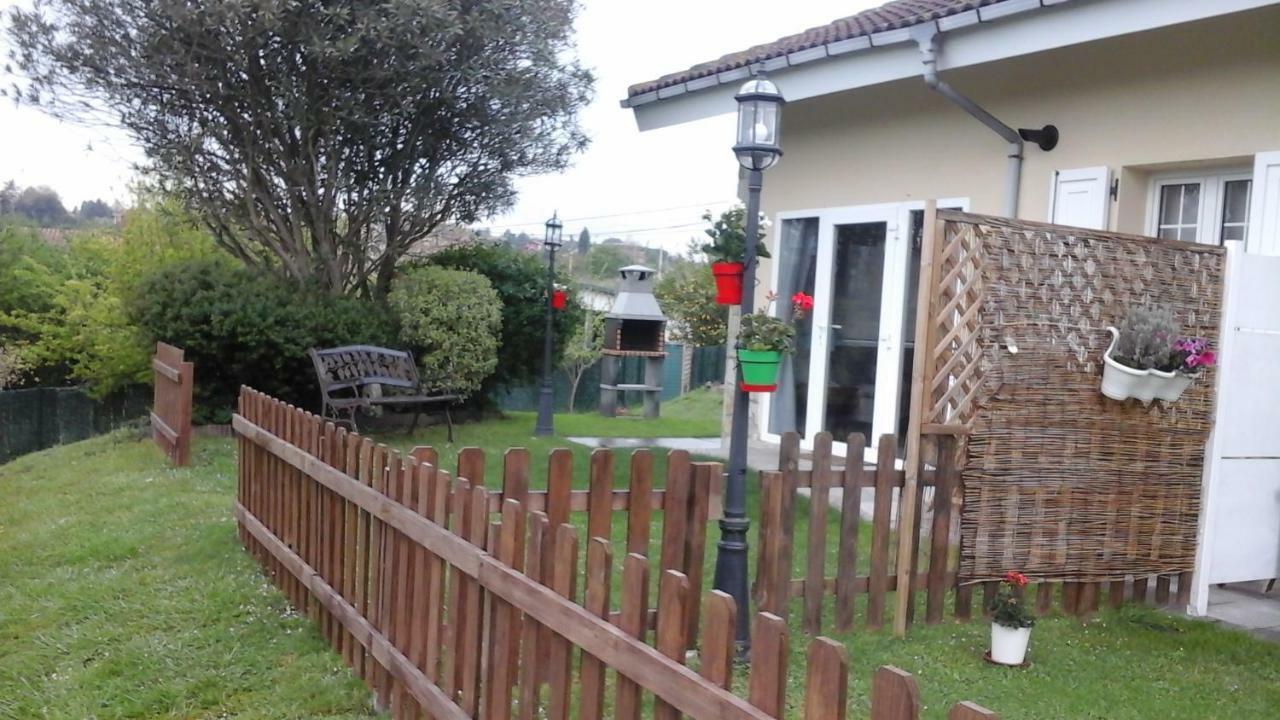 Apartamentos Puerta De Gijón Dış mekan fotoğraf